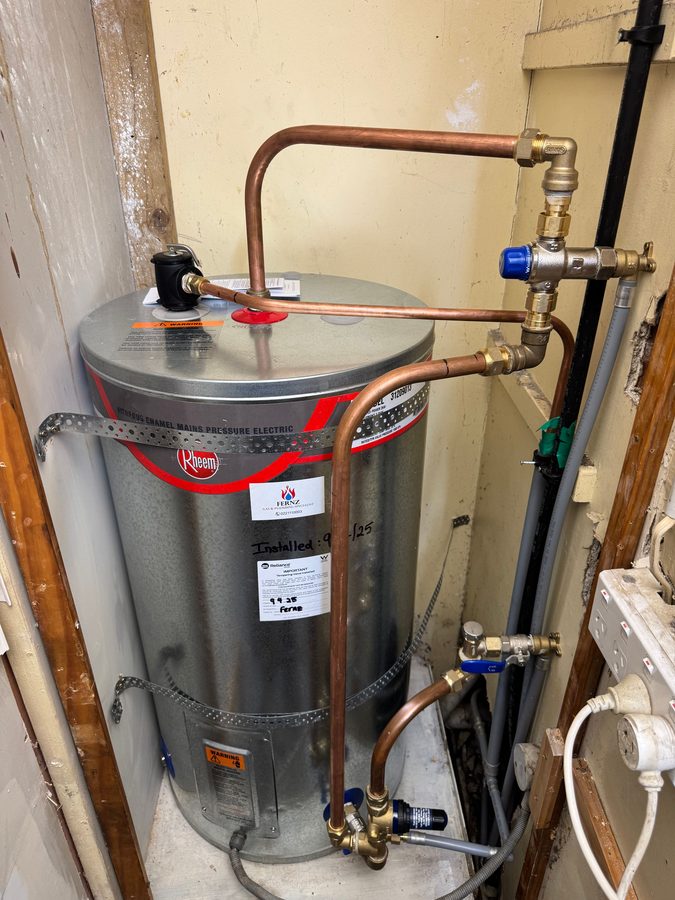 Hot water cylinder installed by Fernz Gas & Plumbing Specialist